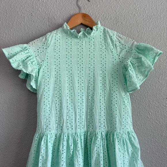 Janie & Jack Eyelet Flutter Sleeve Dress Size 10 EUC - Picture 3 of 7